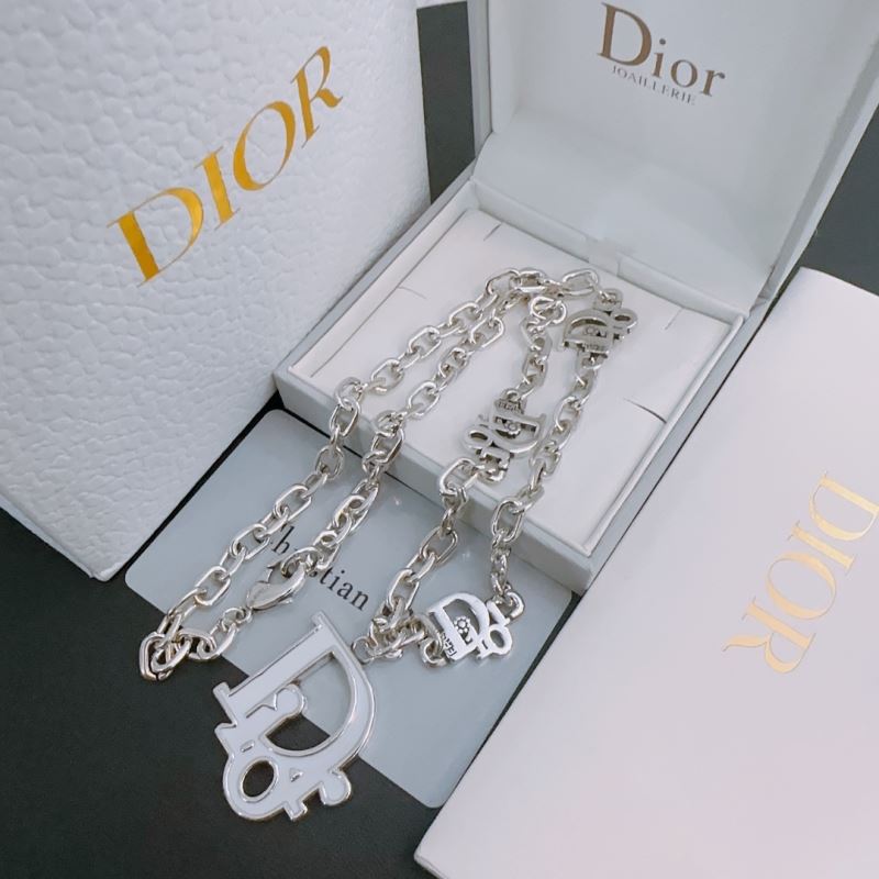 chr1st1an D10r necklaces